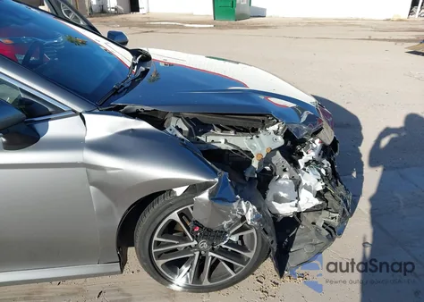 2025 Toyota Camry Xle z USA, uszkodzony, nr VIN 4T1DAACK5SU563036